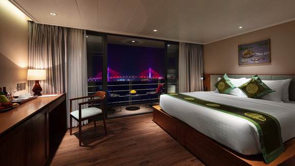 Ship accomodation